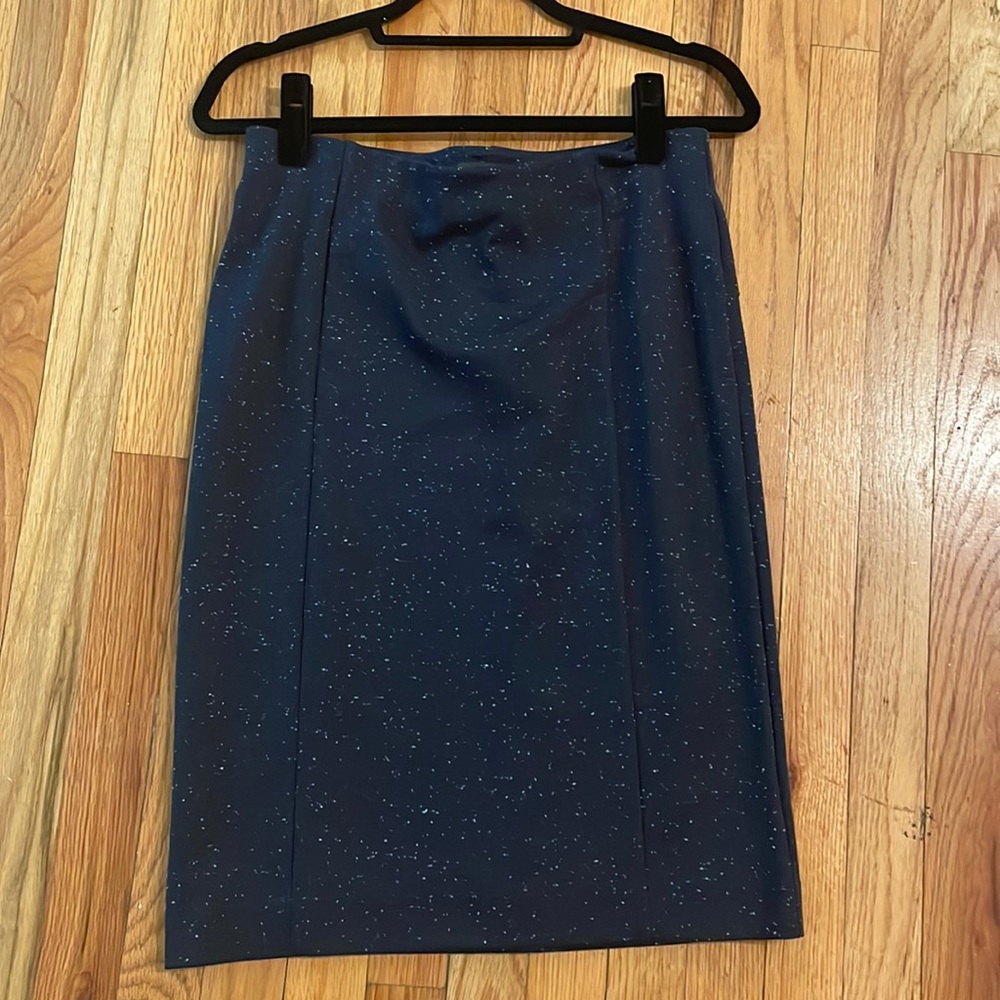 Ann Taylor navy with white speckles skirt size 8